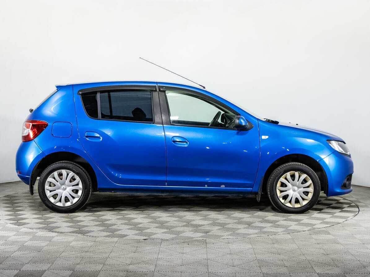 Б/У Рено Сандеро 2014 года. Фото: #3