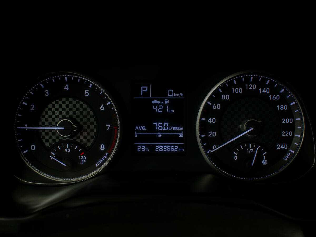 Б/У Хендай Елантра 2019 года. Фото: #11