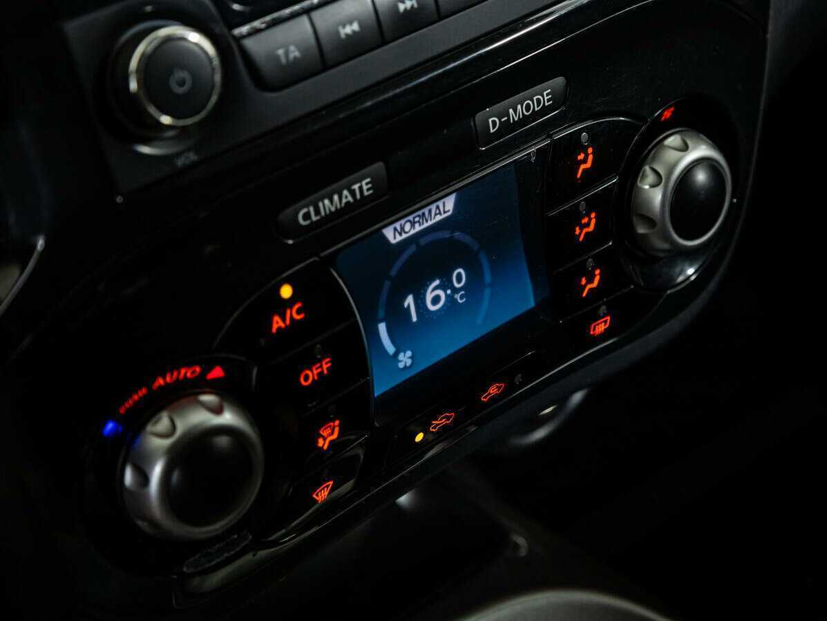 Б/У Ниссан Жук 2012 года. Фото: #14