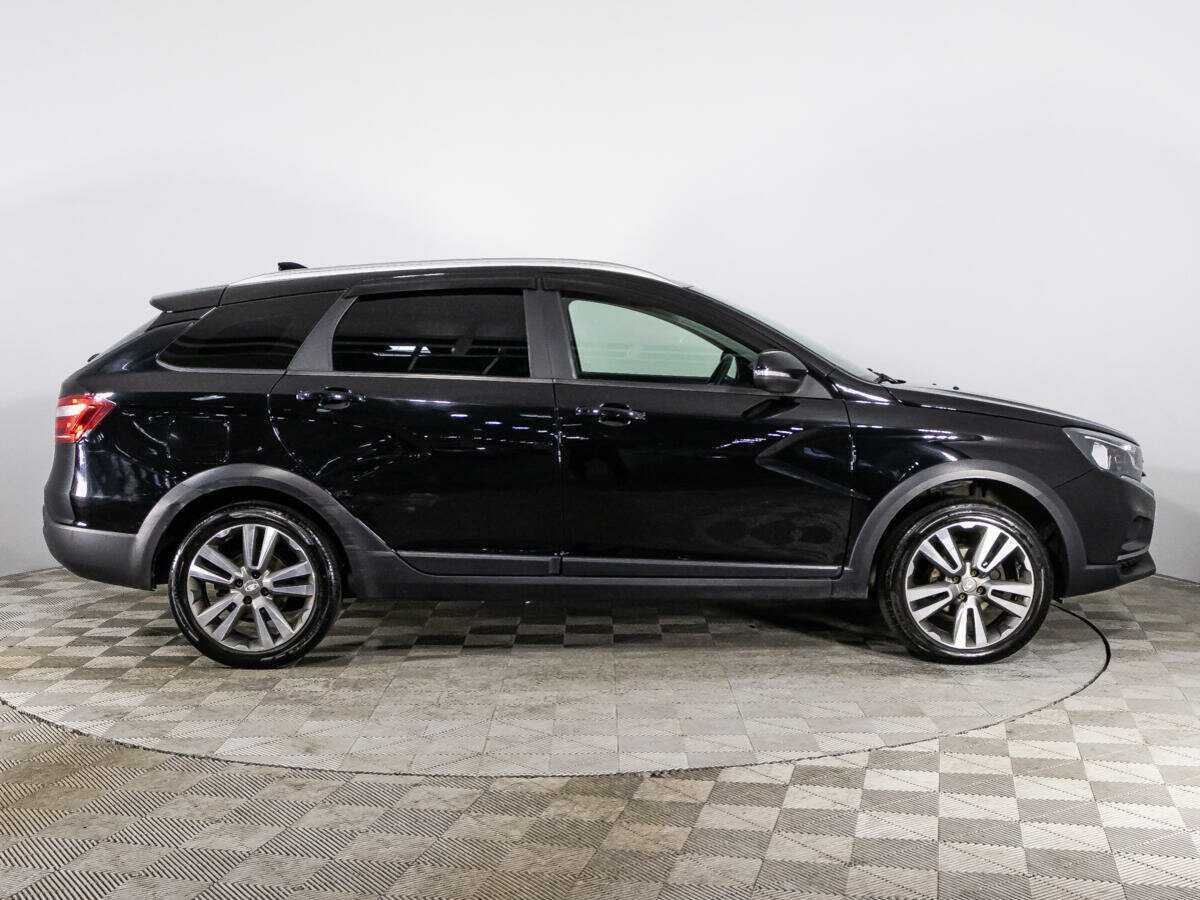 Б/У Лада (ВАЗ) Веста 2022 года. Фото: #3