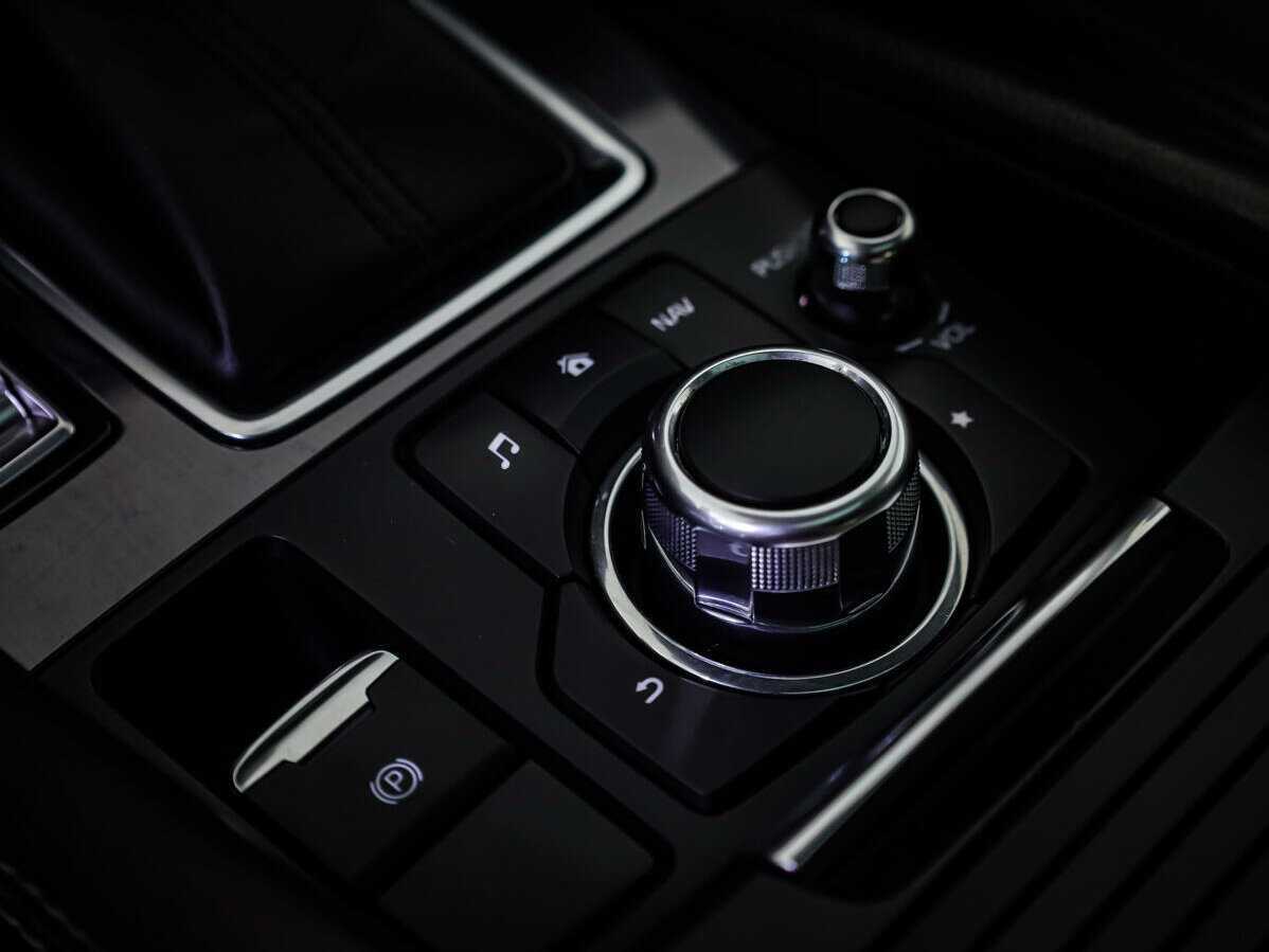 Б/У Мазда 6 2015 года. Фото: #15