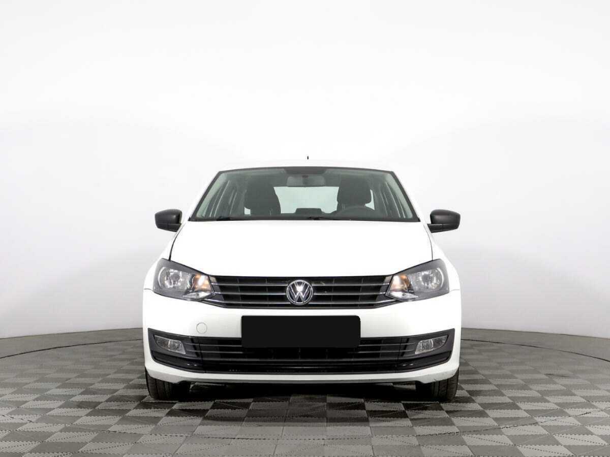 Б/У Фольксваген Поло 2018 года. Фото: #1