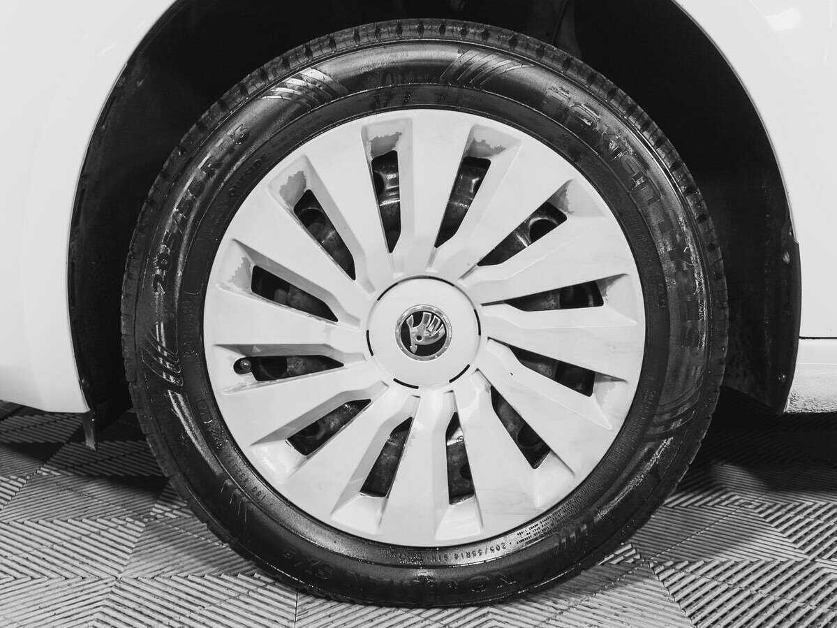 Б/У Шкода Октавия 2019 года. Фото: #15