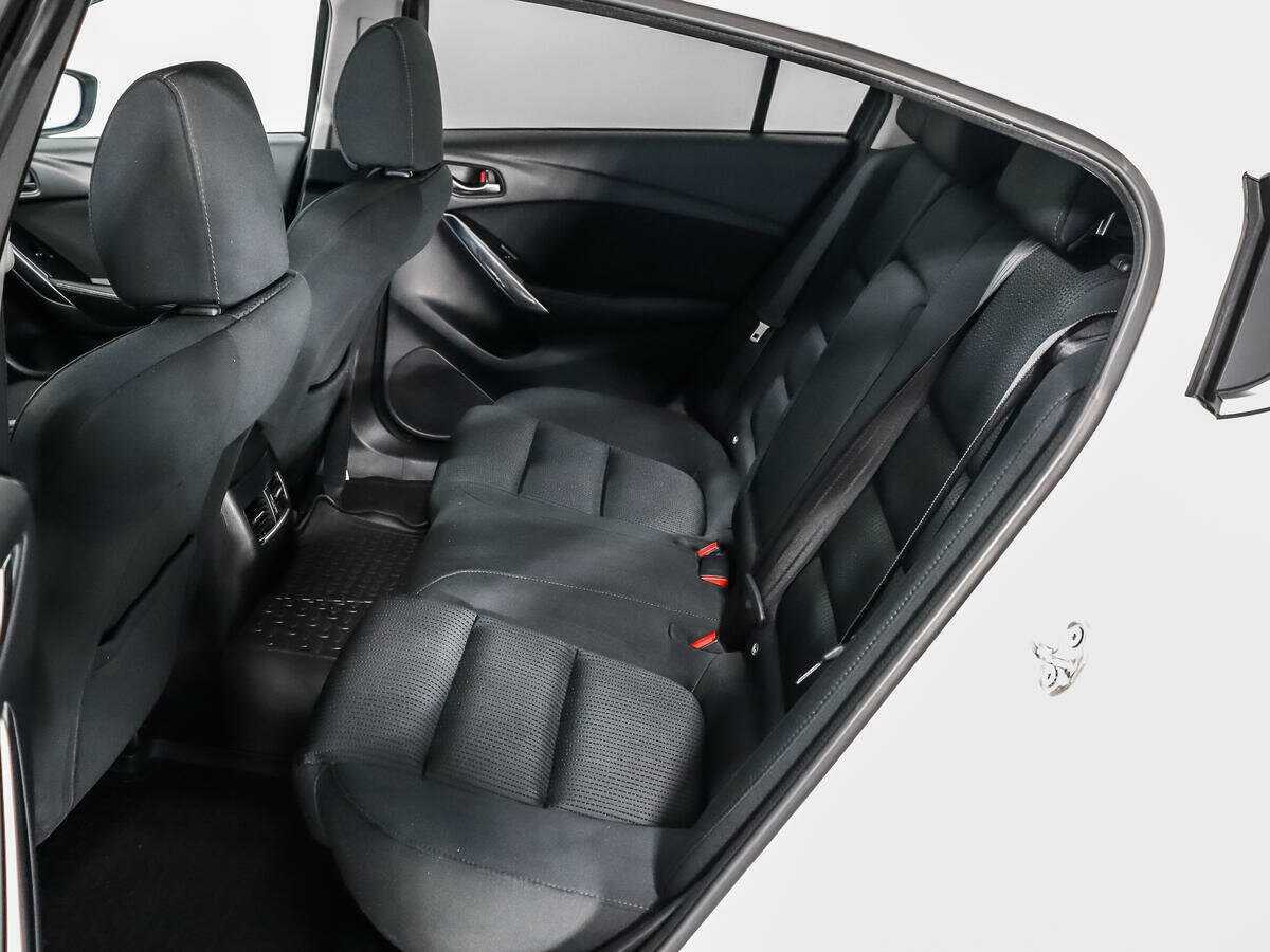 Б/У Мазда 6 2018 года. Фото: #11