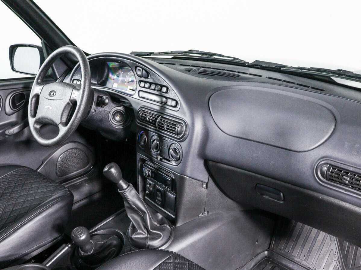 Б/У Лада (ВАЗ) Нива 2023 года. Фото: #8