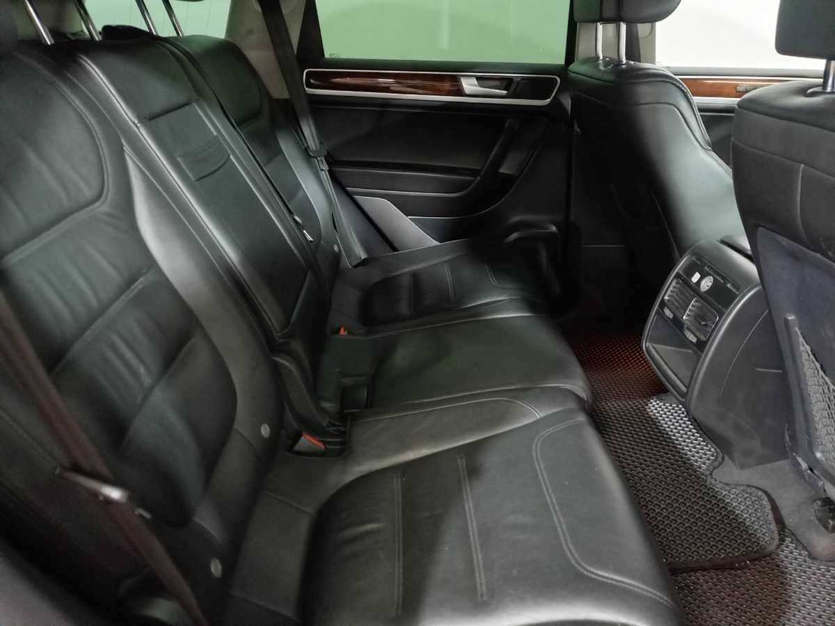 Б/У Фольксваген Туарег 2013 года. Фото: #10