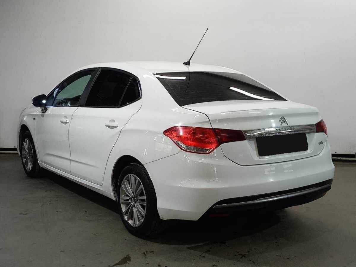 Б/У Ситроен Ц4 2015 года. Фото: #6