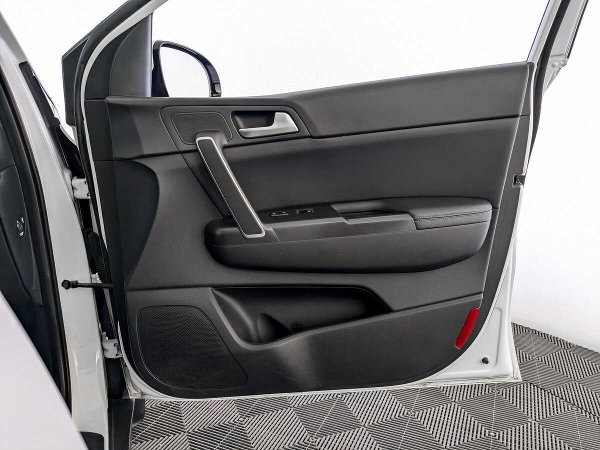 Б/У Киа Спортейдж 2019 года. Фото: #19