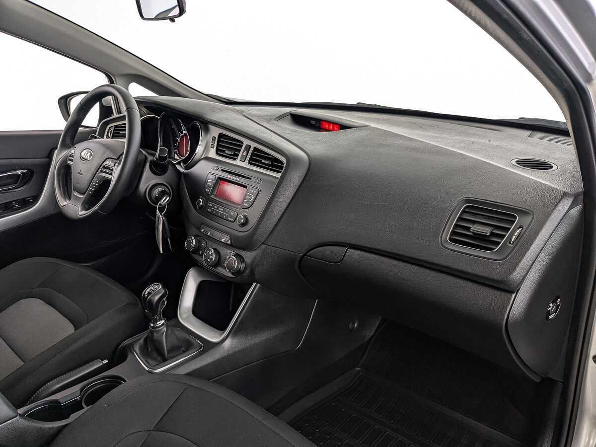 Б/У Киа Сид 2015 года. Фото: #8