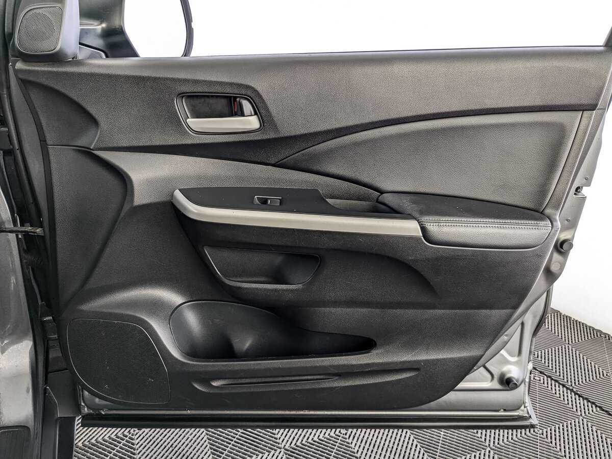 Б/У Хонда ЦР-В 2013 года. Фото: #20