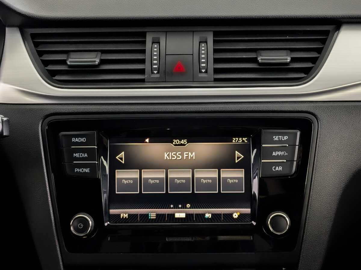 Б/У Шкода Рапид 2019 года. Фото: #12