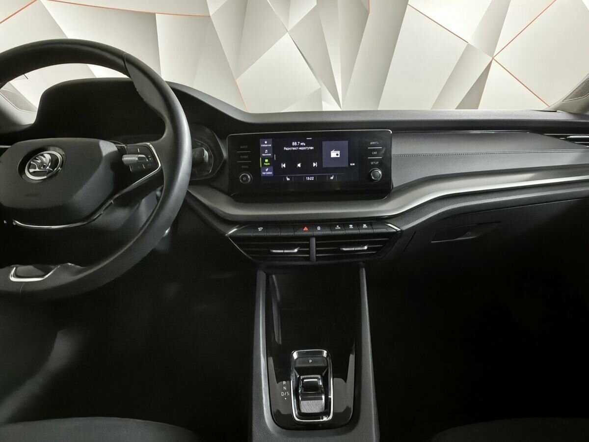 Б/У Шкода Октавия 2021 года. Фото: #10