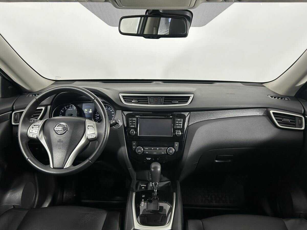 Б/У Ниссан Икс-Трейл 2017 года. Фото: #4