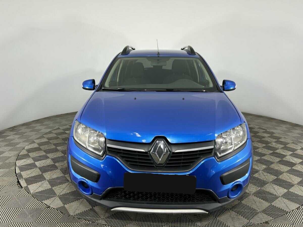 Б/У Рено Сандеро 2016 года. Фото: #1