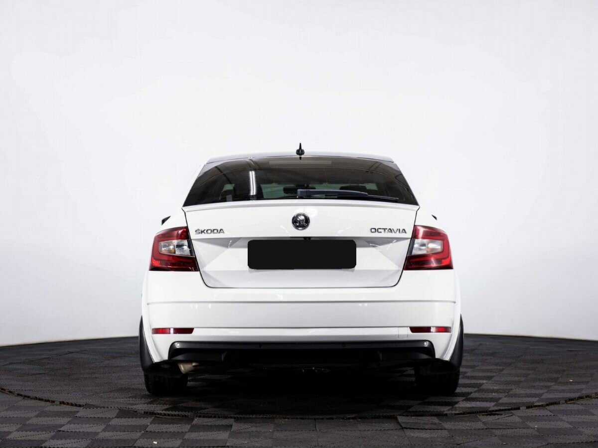 Б/У Шкода Октавия 2017 года. Фото: #4