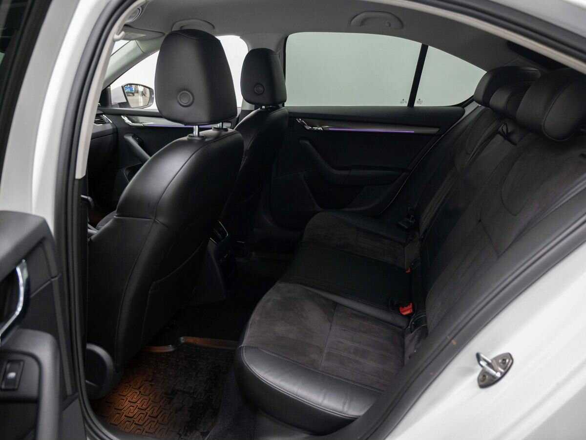 Б/У Шкода Октавия 2017 года. Фото: #8