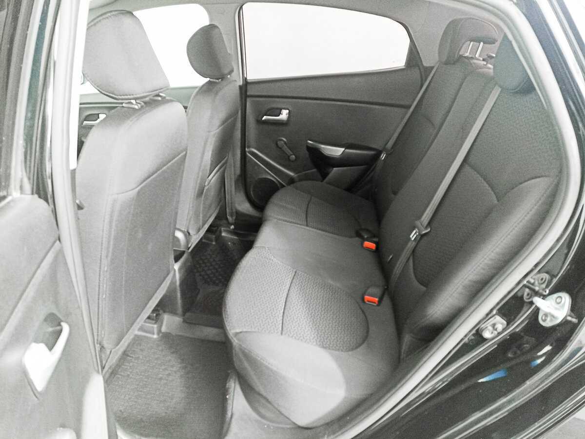 Б/У Киа Рио 2017 года. Фото: #9