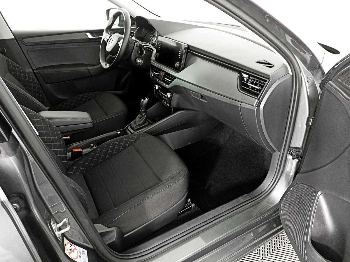 Б/У Шкода Рапид 2021 года. Фото: #8