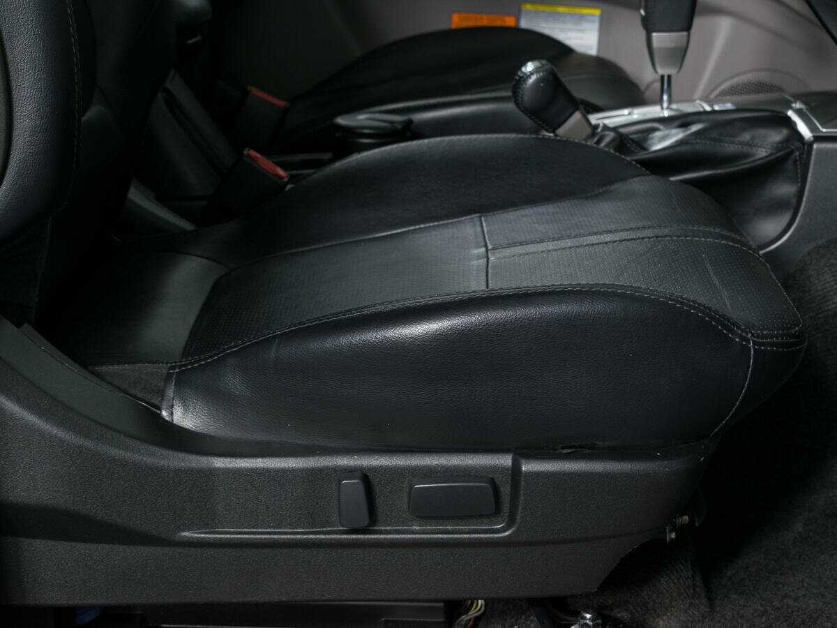 Б/У Митсубиши Паджеро Спорт 2013 года. Фото: #16