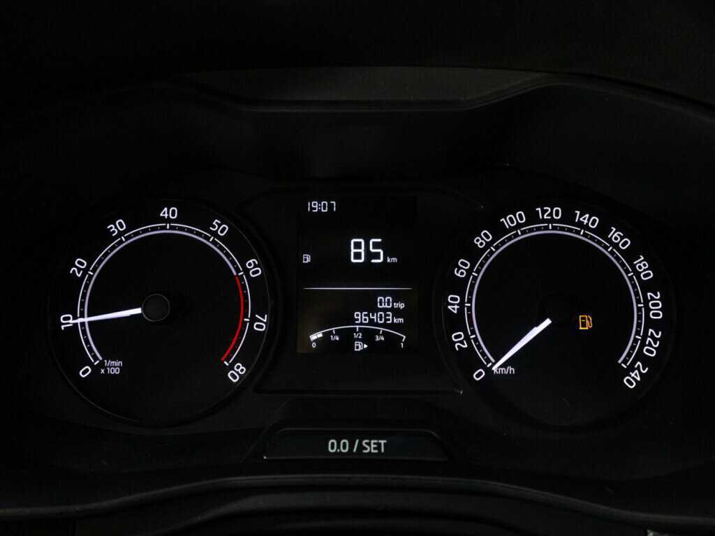 Б/У Шкода Рапид 2021 года. Фото: #11