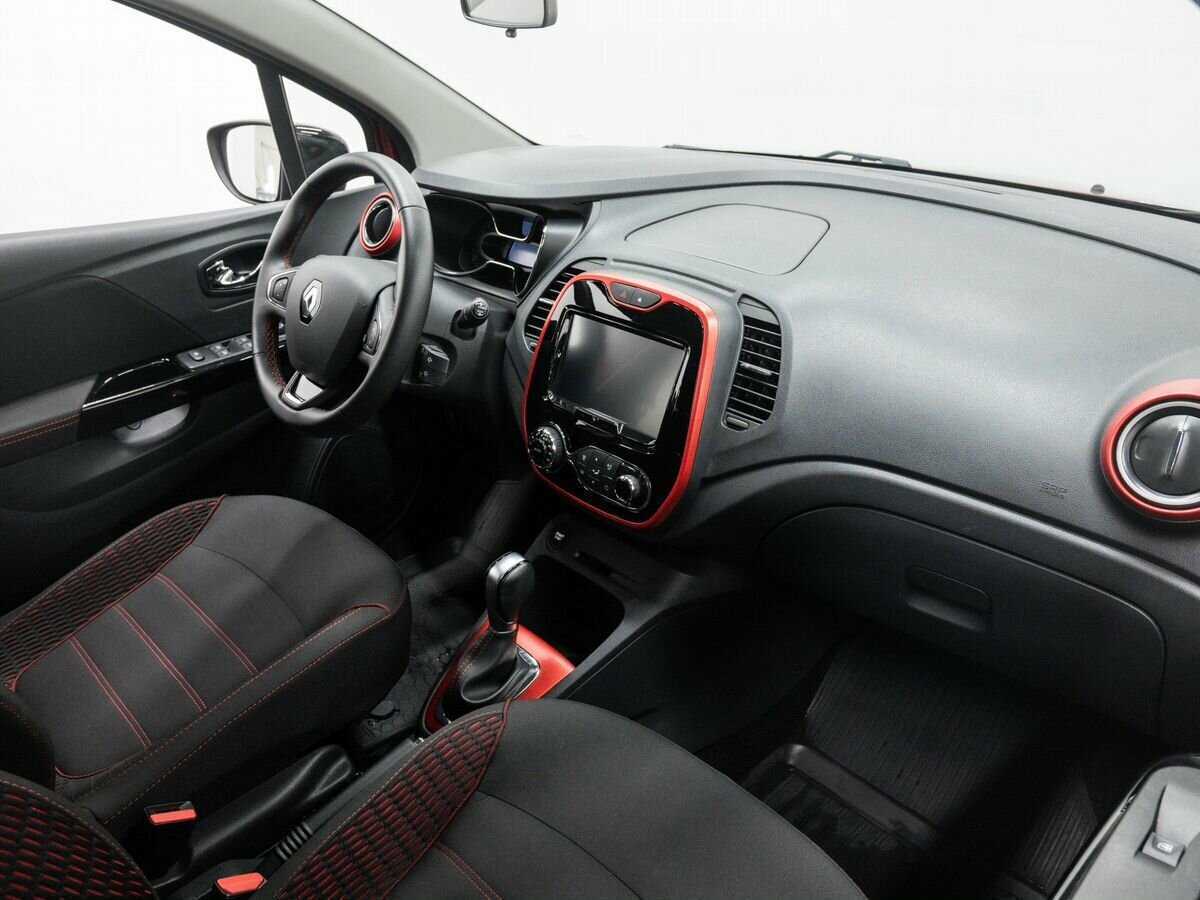 Б/У Рено Каптюр 2018 года. Фото: #8