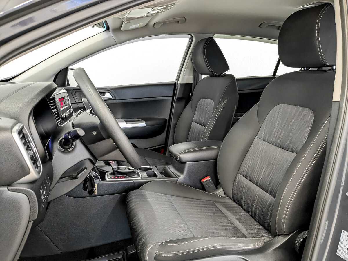 Б/У Киа Спортейдж 2021 года. Фото: #16