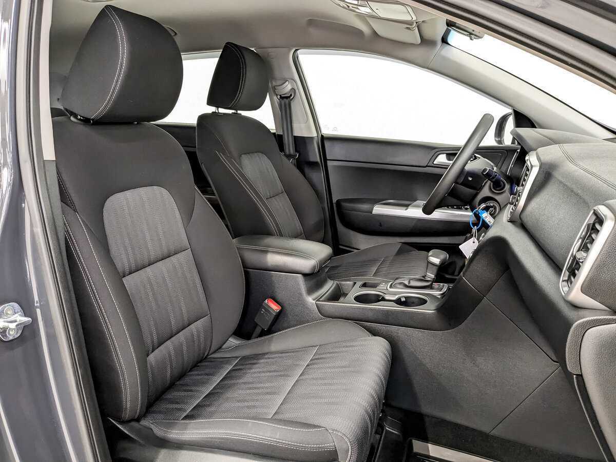 Б/У Киа Спортейдж 2021 года. Фото: #19