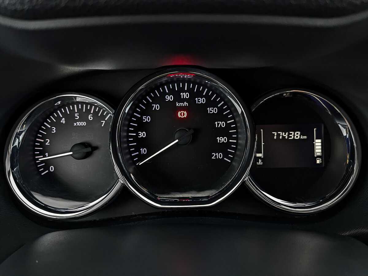 Б/У Ниссан Террано 2020 года. Фото: #12