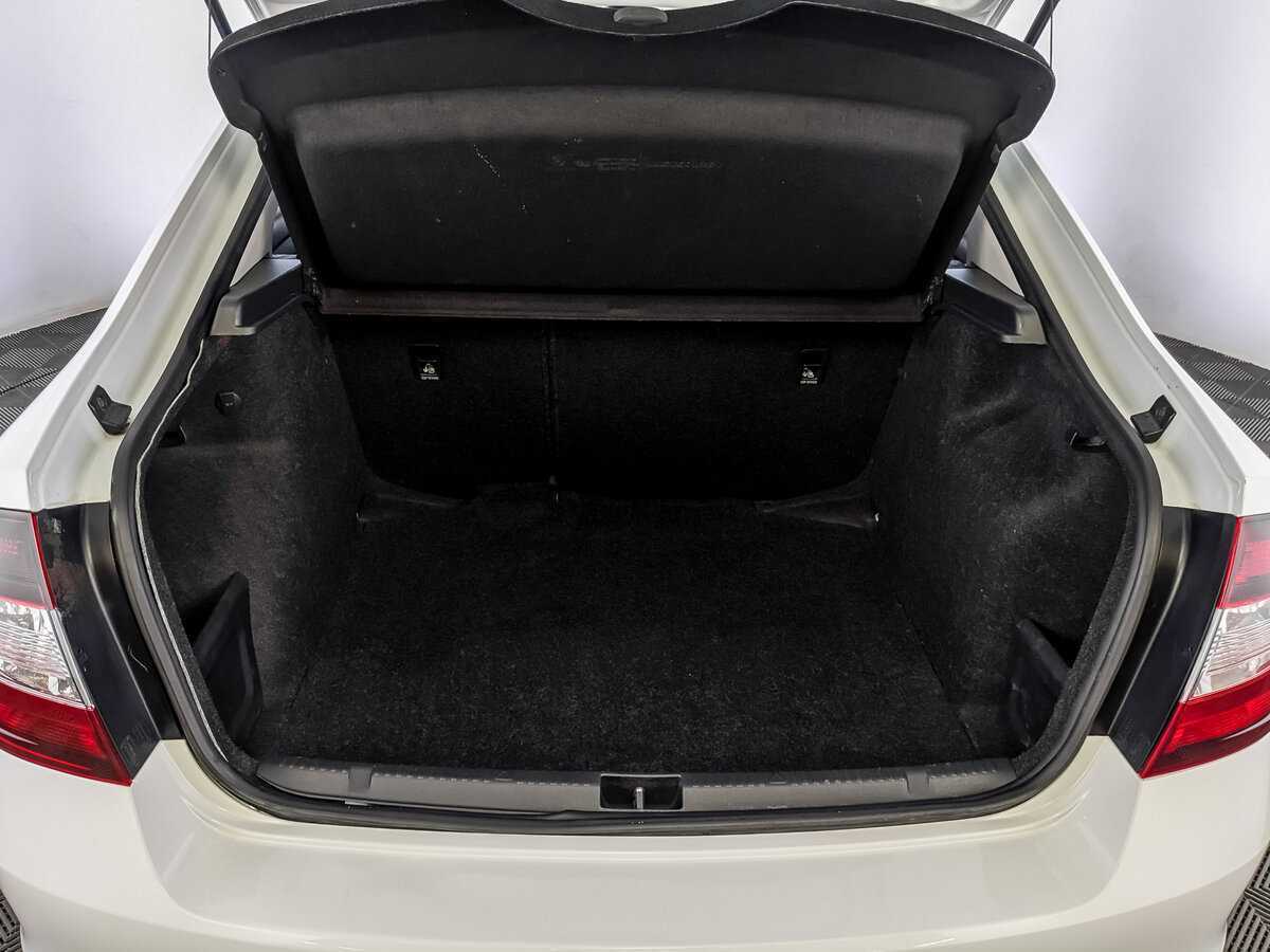 Б/У Шкода Рапид 2019 года. Фото: #9