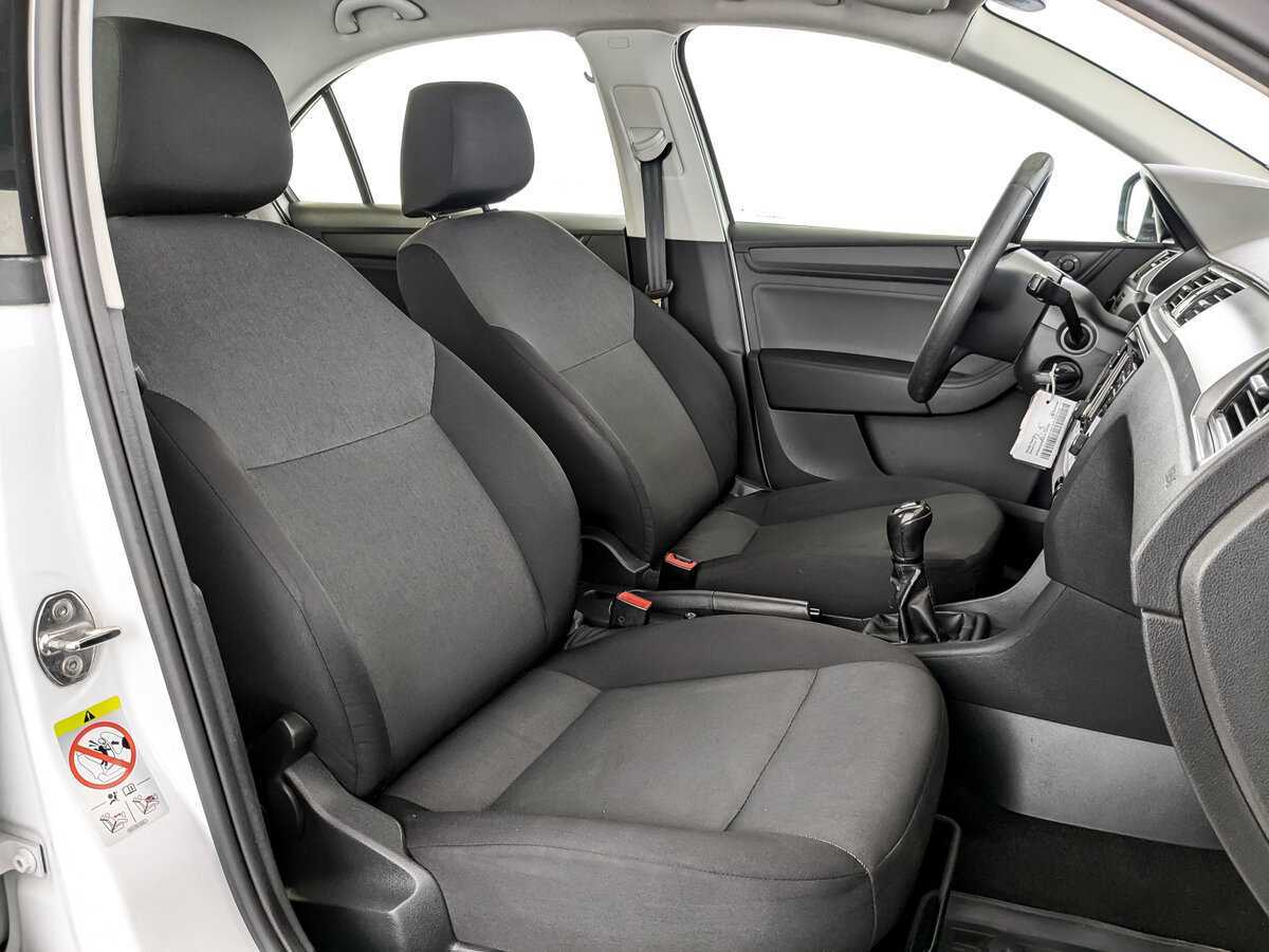 Б/У Шкода Рапид 2019 года. Фото: #22