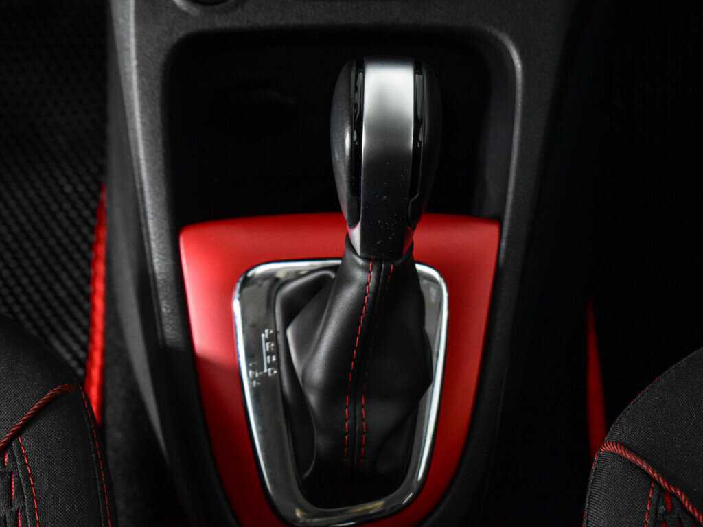 Б/У Рено Каптюр 2018 года. Фото: #10