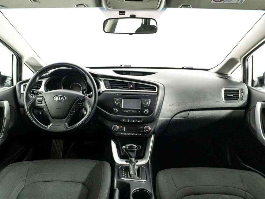 Б/У Киа Сид 2018 года. Фото: #12