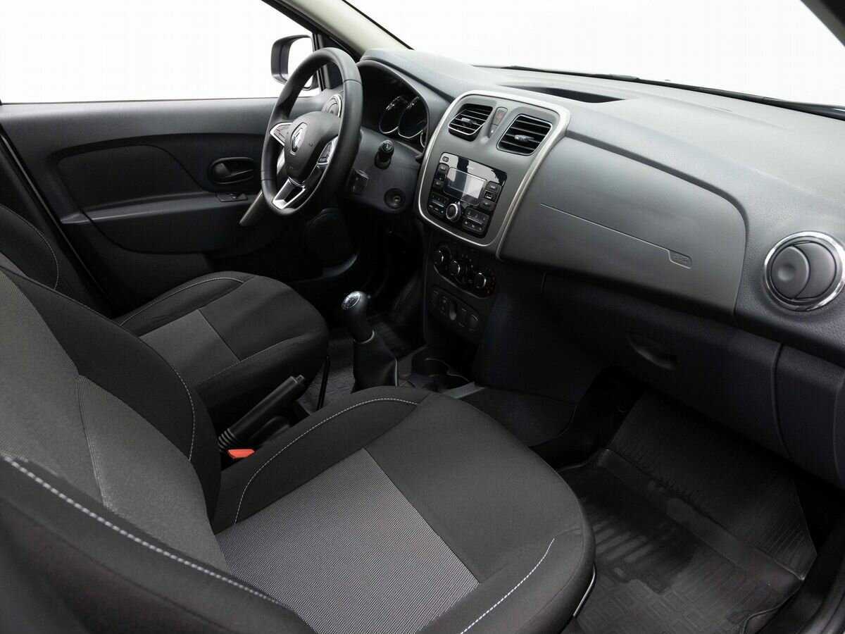 Б/У Рено Сандеро 2020 года. Фото: #10