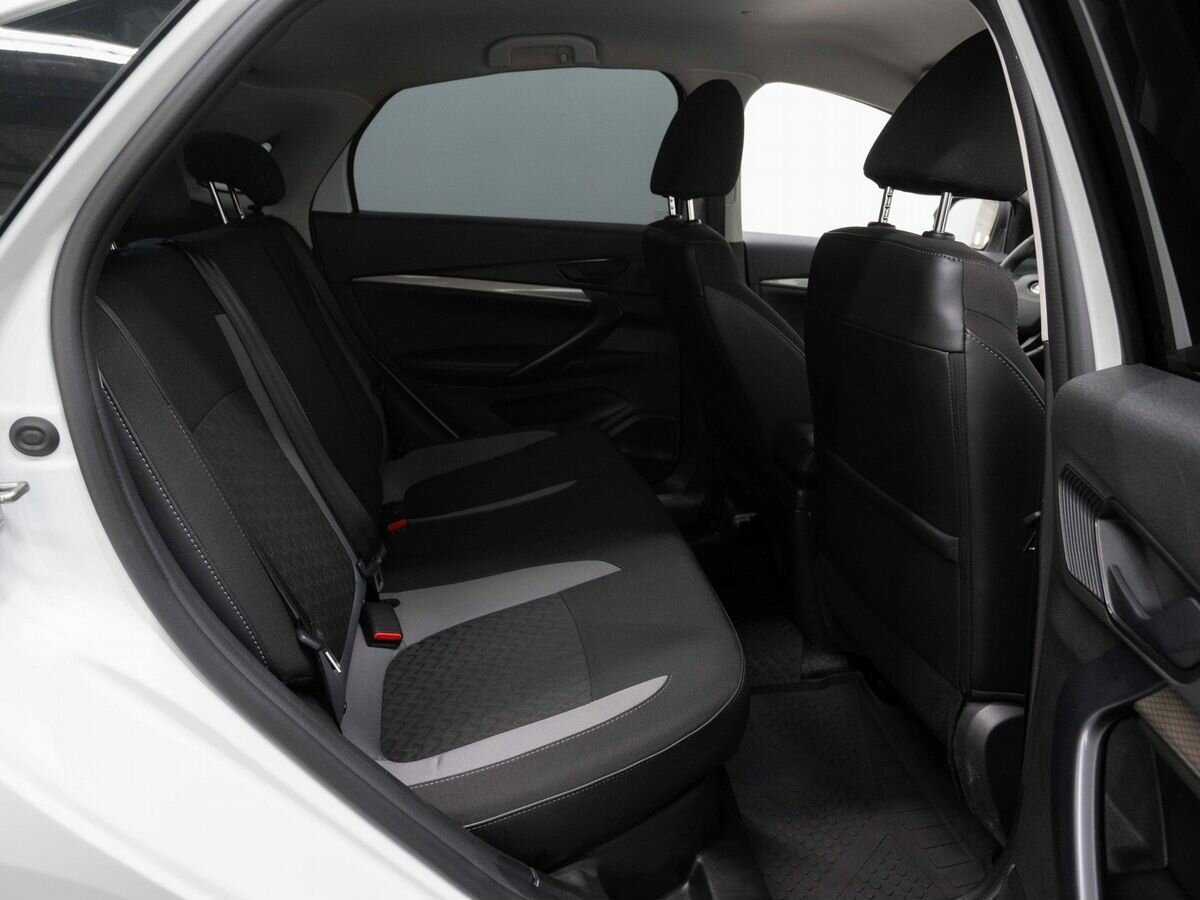 Б/У Лада (ВАЗ) Веста 2023 года. Фото: #10