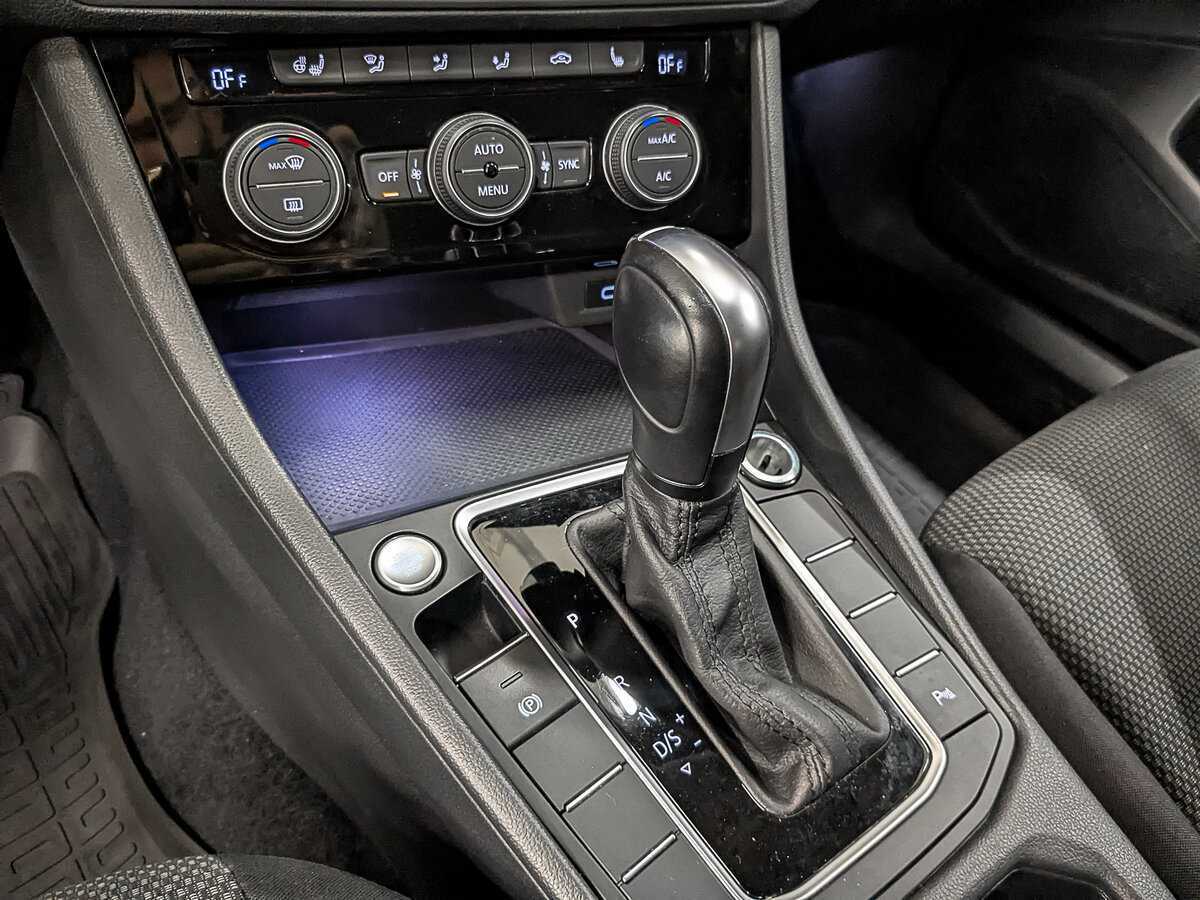 Б/У Фольксваген Джетта 2020 года. Фото: #20