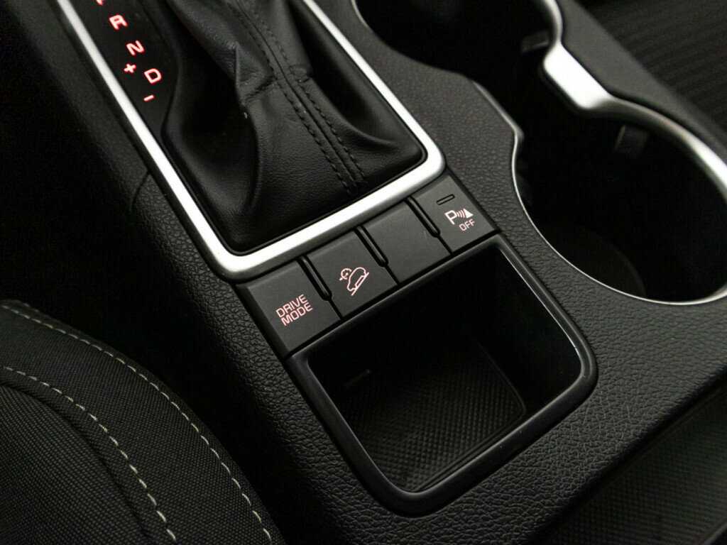 Б/У Киа Спортейдж 2018 года. Фото: #16