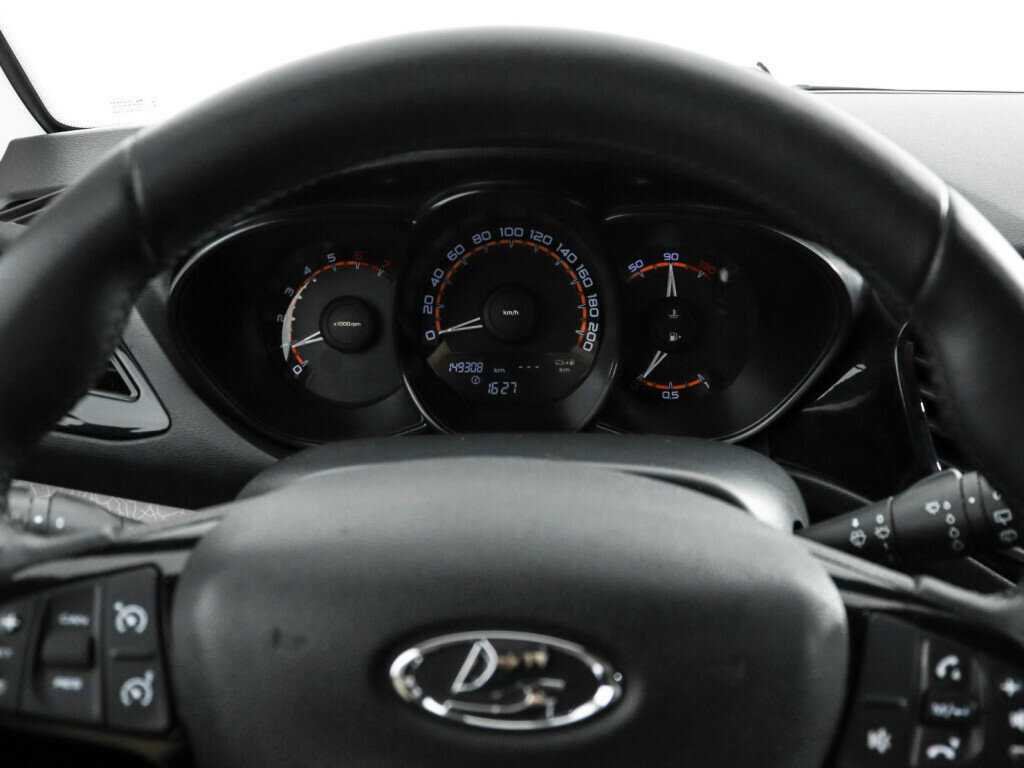 Б/У Лада (ВАЗ) Веста 2018 года. Фото: #12