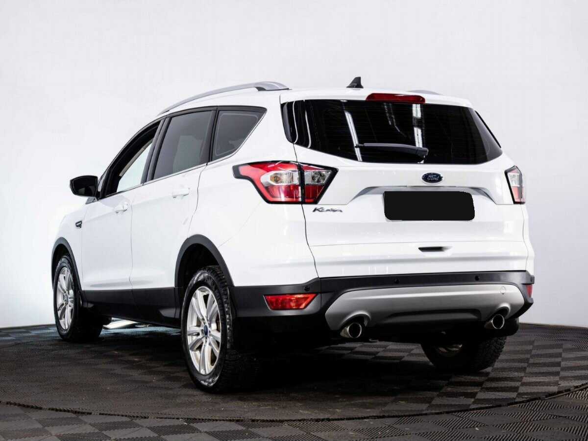 Б/У Форд Куга 2017 года. Фото: #3