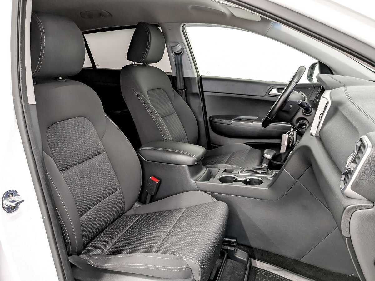 Б/У Киа Спортейдж 2018 года. Фото: #20