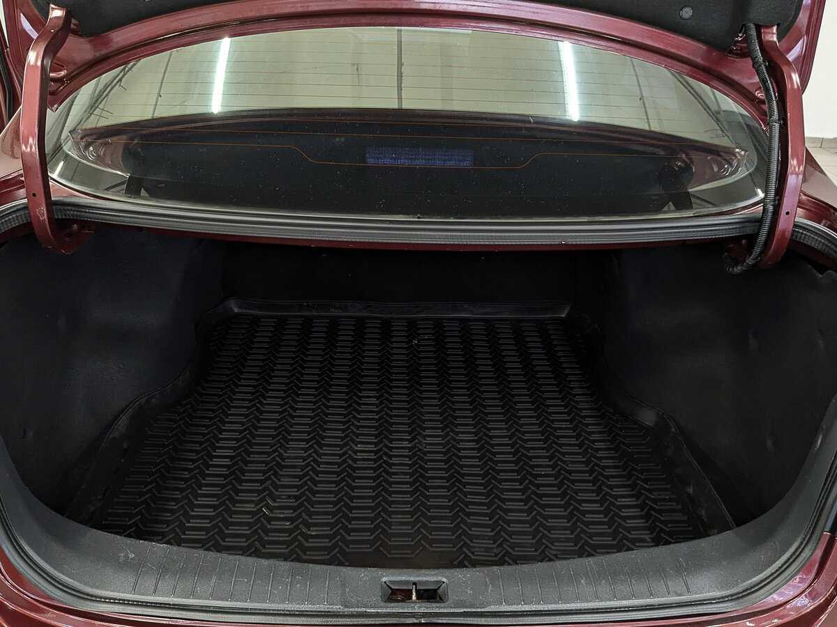 Б/У Ниссан Альмера 2014 года. Фото: #9