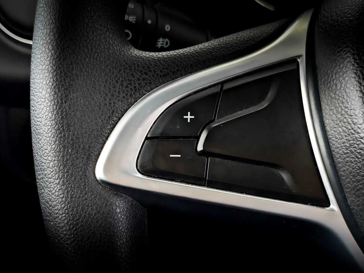 Б/У Рено Сандеро 2018 года. Фото: #25