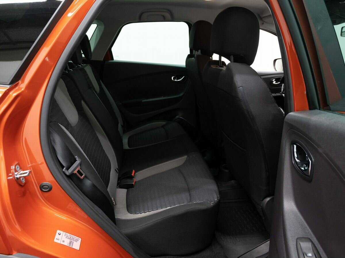 Б/У Рено Каптюр 2017 года. Фото: #9