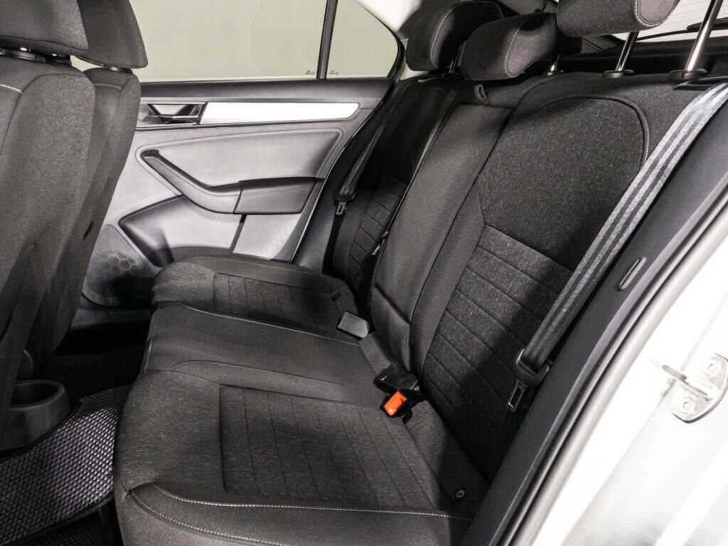 Б/У Шкода Рапид 2021 года. Фото: #9