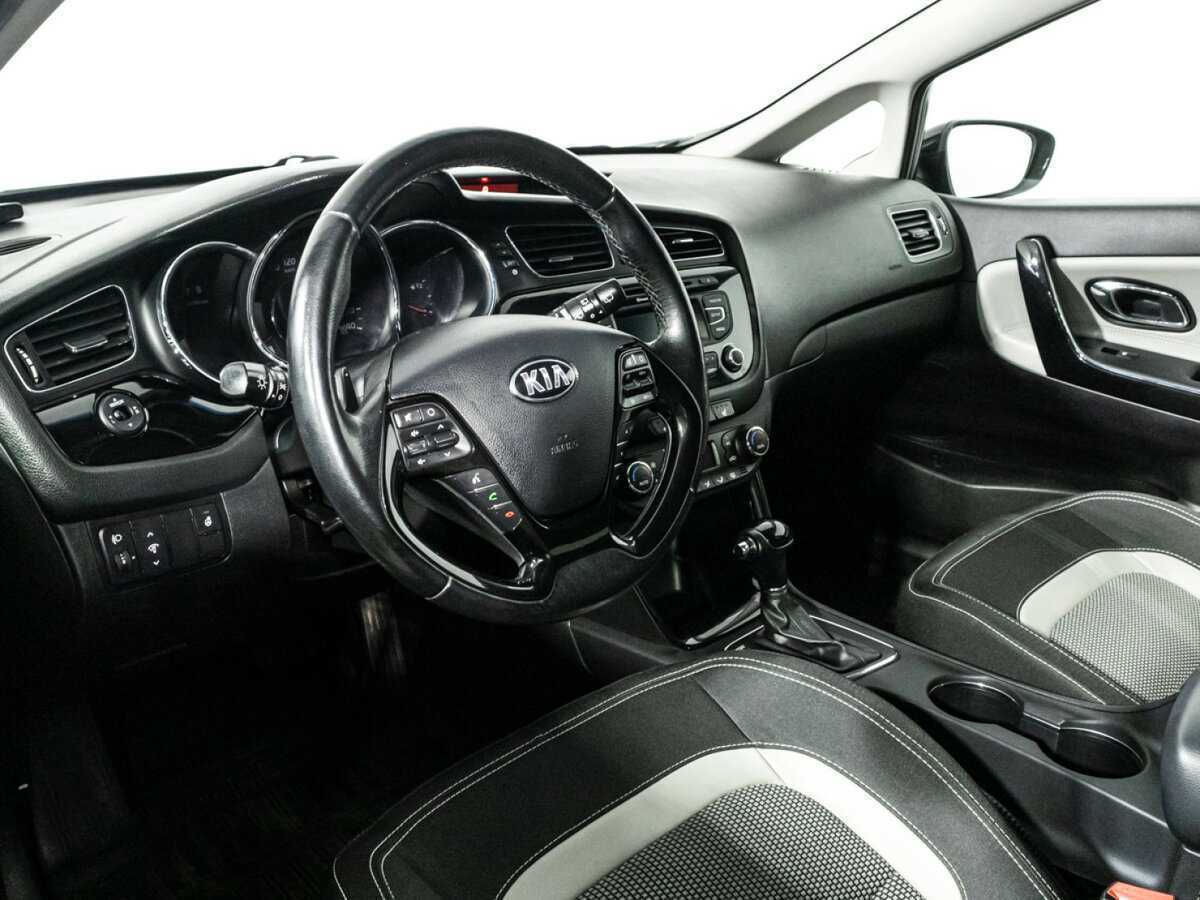 Б/У Киа Сид 2015 года. Фото: #10