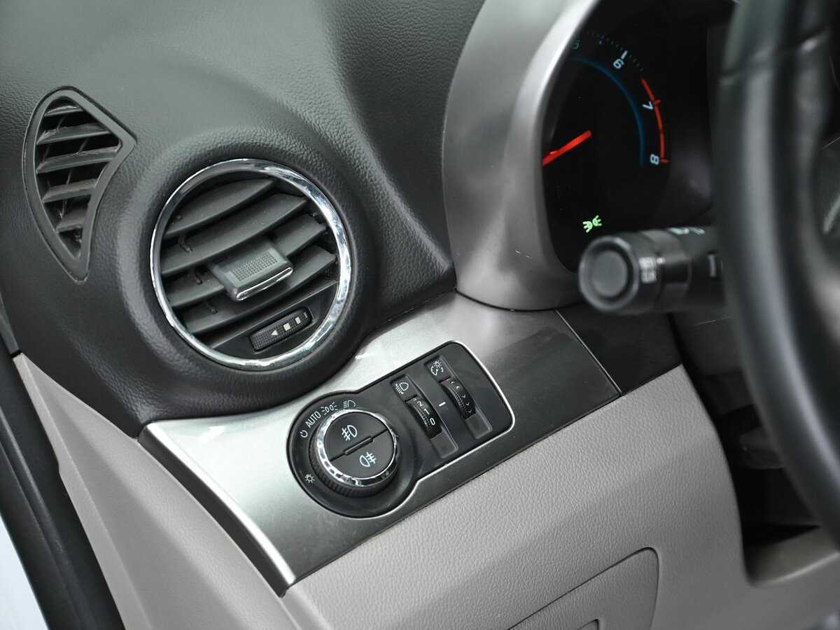 Б/У Шевроле Орландо 2012 года. Фото: #6