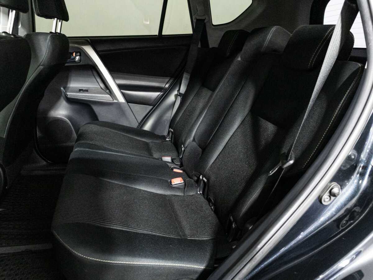 Б/У Тойота Рав4 2014 года. Фото: #9