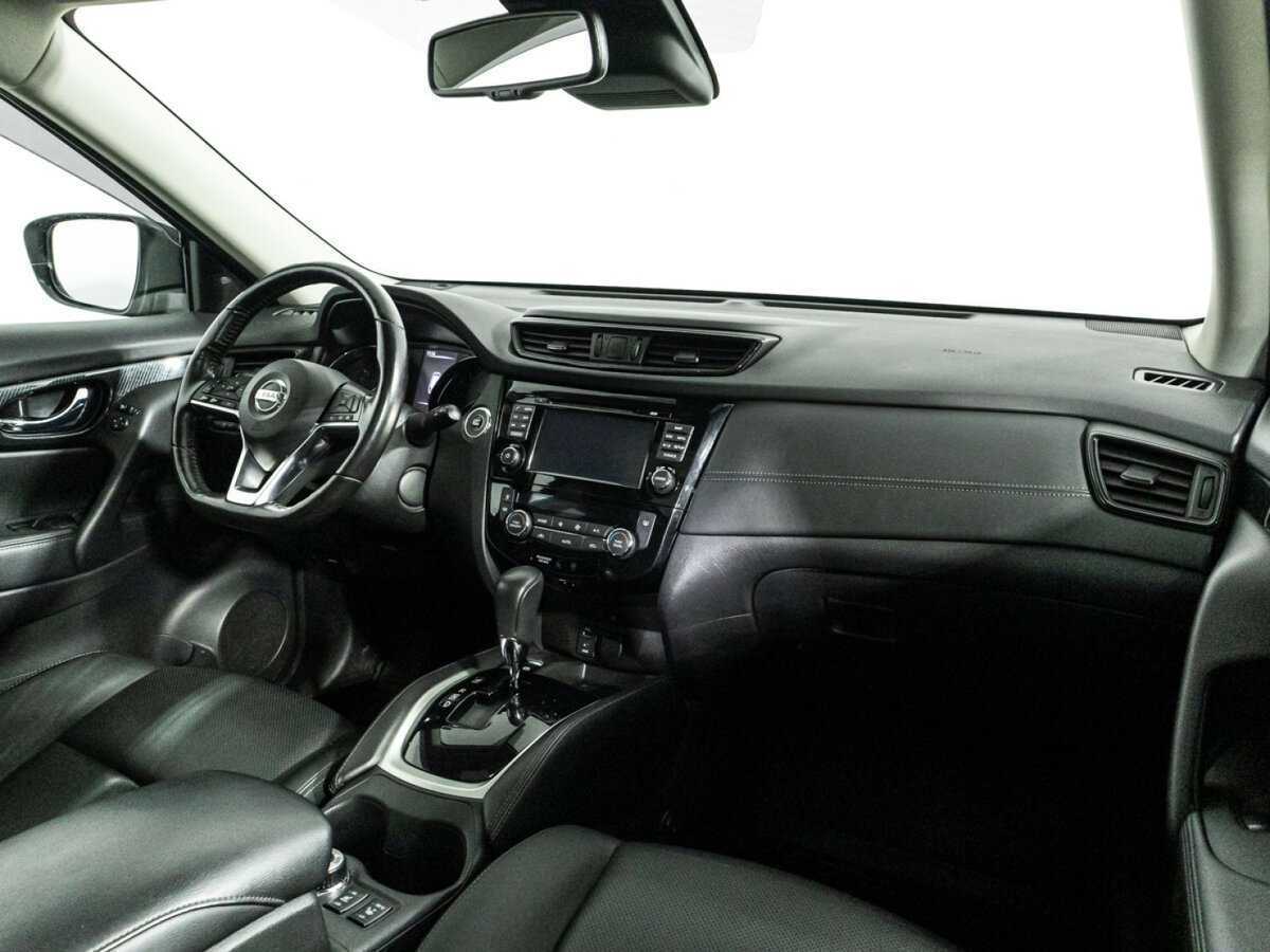 Б/У Ниссан Икс-Трейл 2018 года. Фото: #8