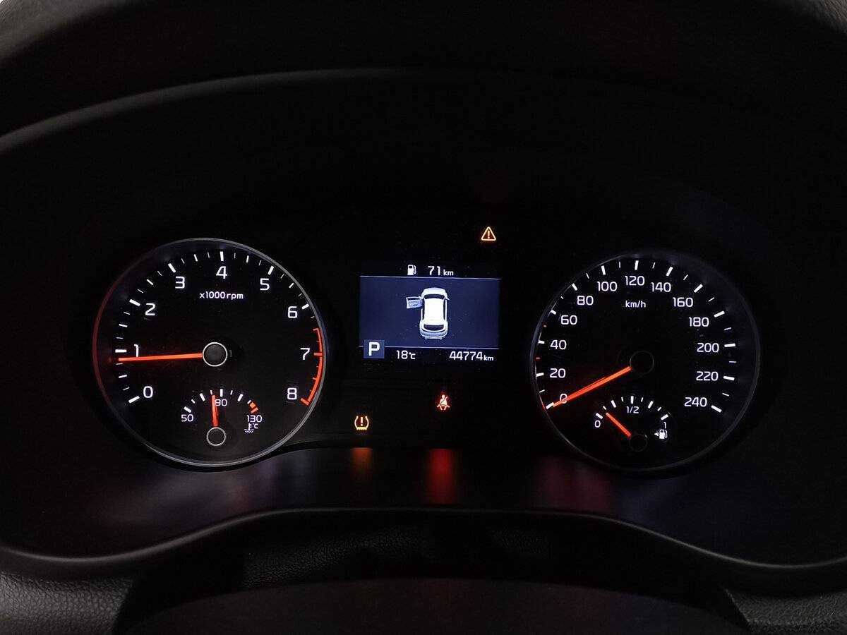 Б/У Киа Спортейдж 2020 года. Фото: #12