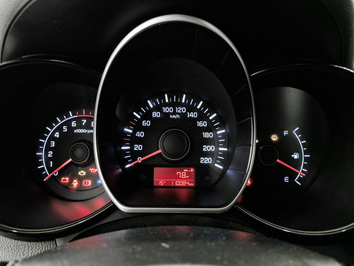 Б/У Киа Рио 2016 года. Фото: #12