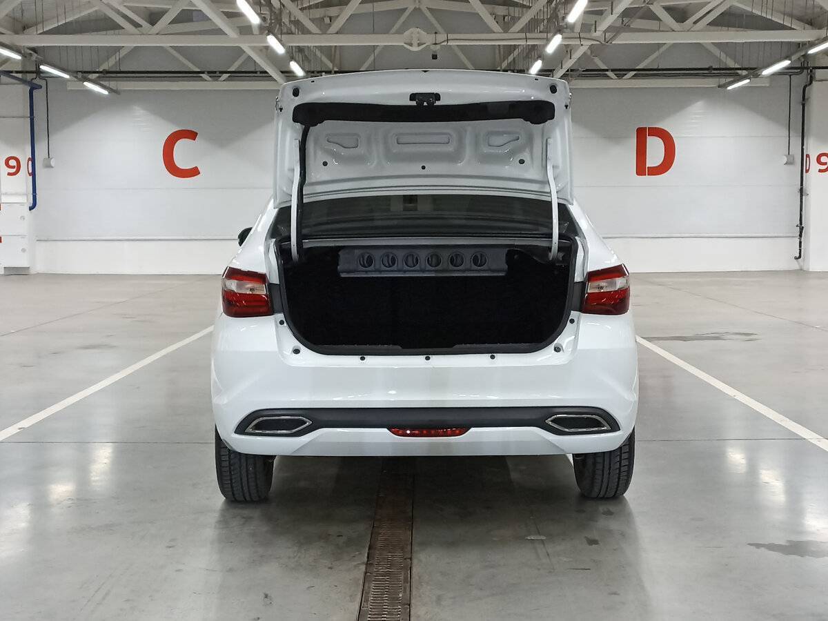 Б/У Лада (ВАЗ) Веста 2023 года. Фото: #9